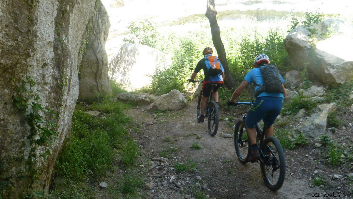#16 A 2 pas des Baux A 2 pas des Baux