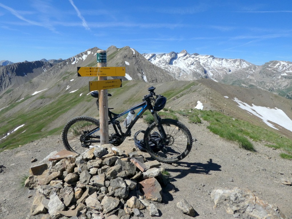 Au sommet de la Tête de la Sestrière