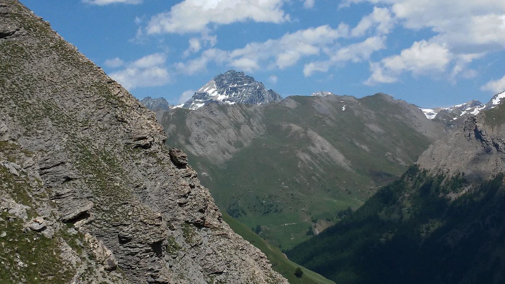 Rognosa d'Etache dans le lointain