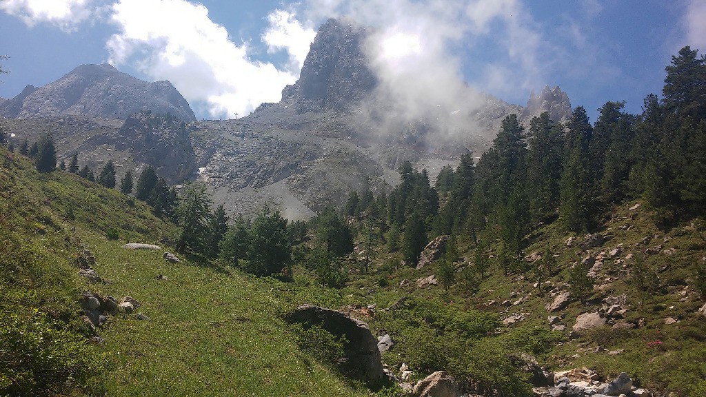 #48 Sur le sentier balcon Sur le sentier balcon