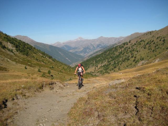 #1 Montée au col Lacroix : Il fait moins froid que la dernière fois ! Montée au col Lacroix : Il fait moins froid que la dernière fois !