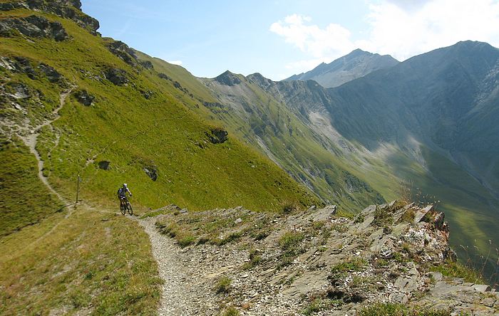 Col des Têtes : Sur fond de Grande Chible et de Pointe d'Emy