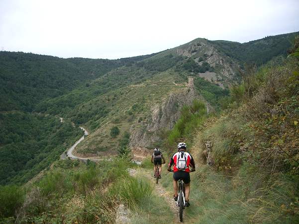 #6 Descente : Descente sur St laurent les Bains. Descente : Descente sur St laurent les Bains.