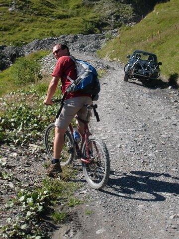 4X4 Vs VTT : ouf on l'as échappé belle...