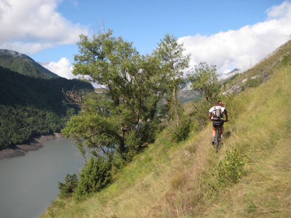 Traversée sur Mizoen : Si si, il y a bien un sentier !