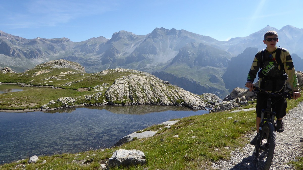 Lago Neiro