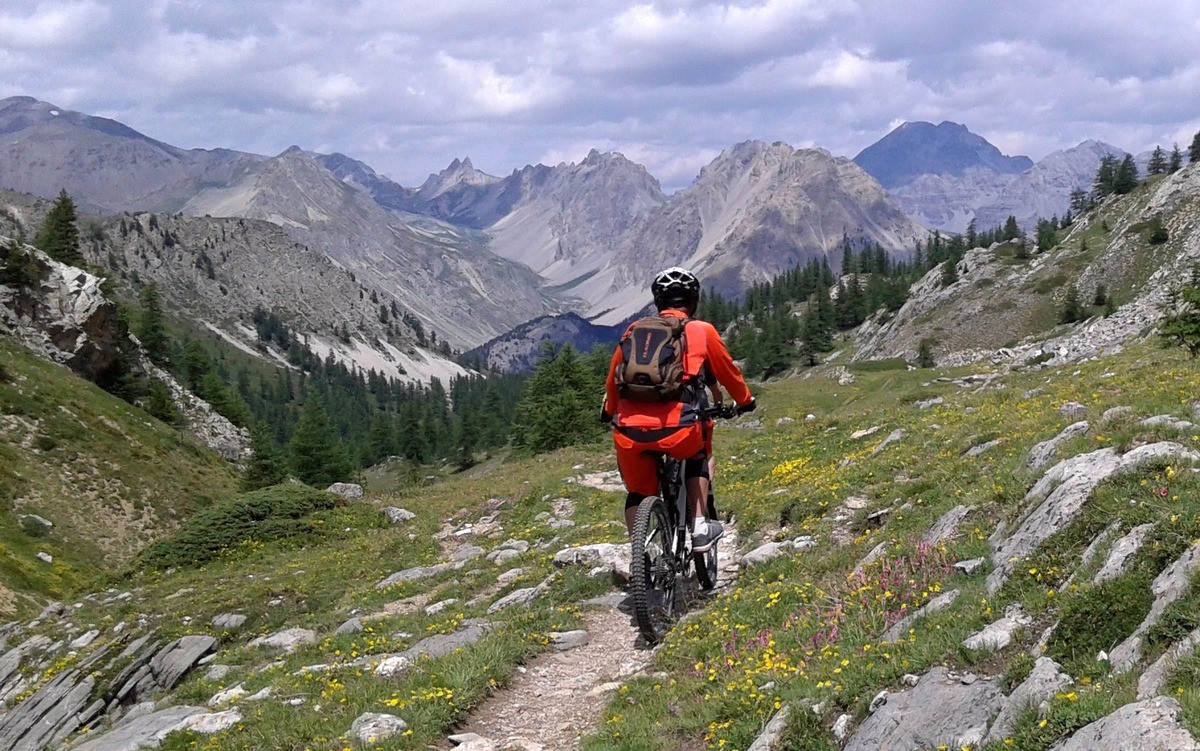 col du vallon en face !