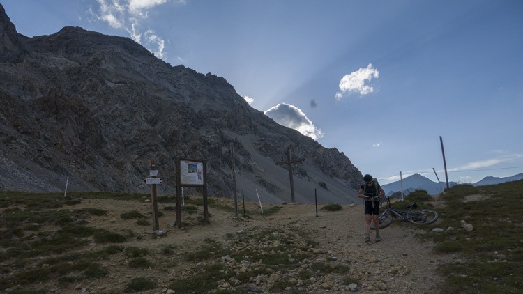 Col de la Roue...et fin du D  pour aujourd'hui