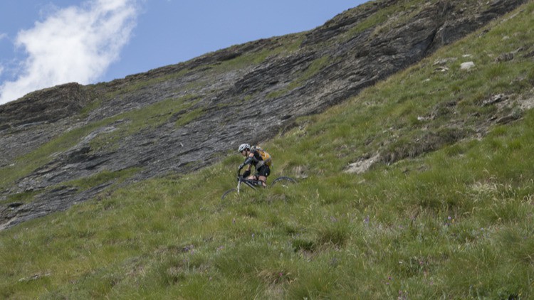 Roccia Verde, début de la zone rocheuse 