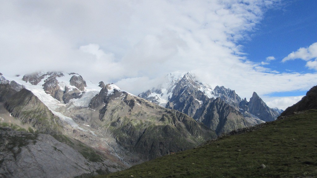 Vu de l'autre côté du col