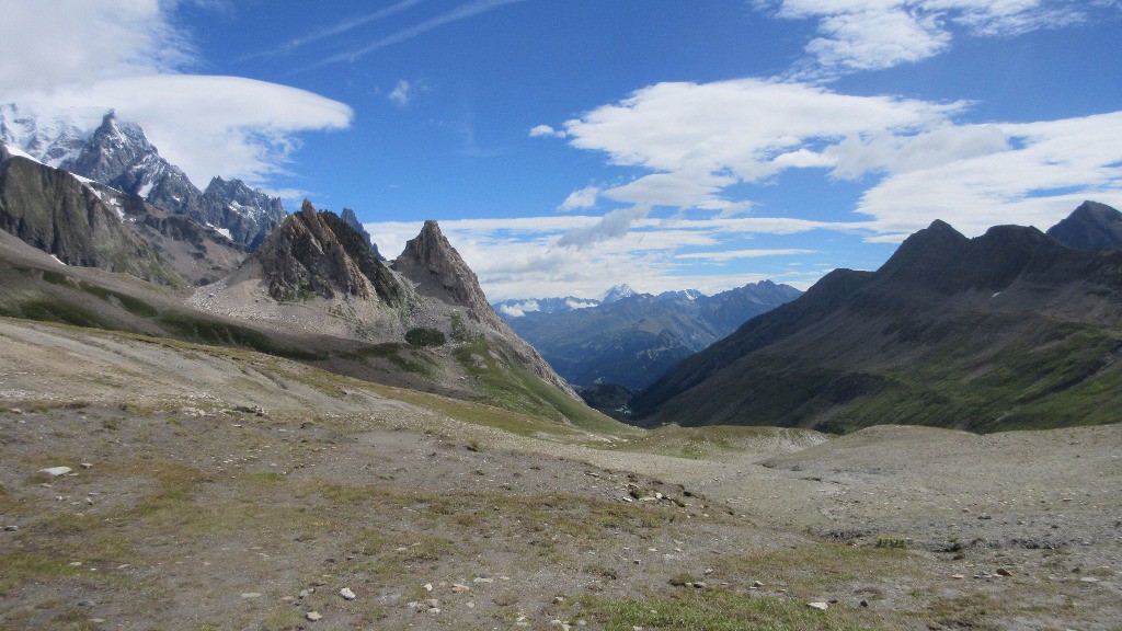 Vue du col de la 
Seigne,côté Italie