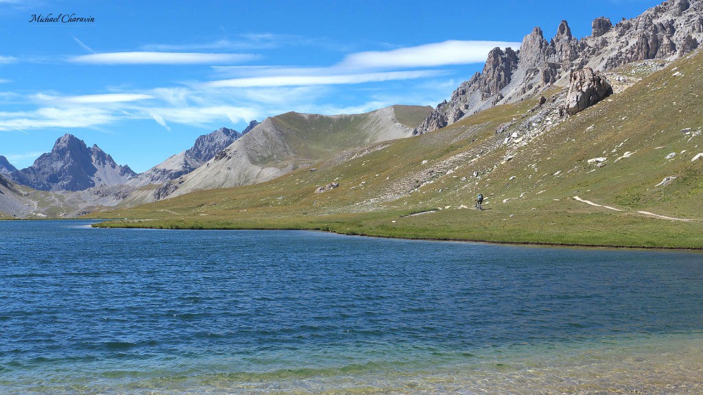 Lac de l'Orronaye