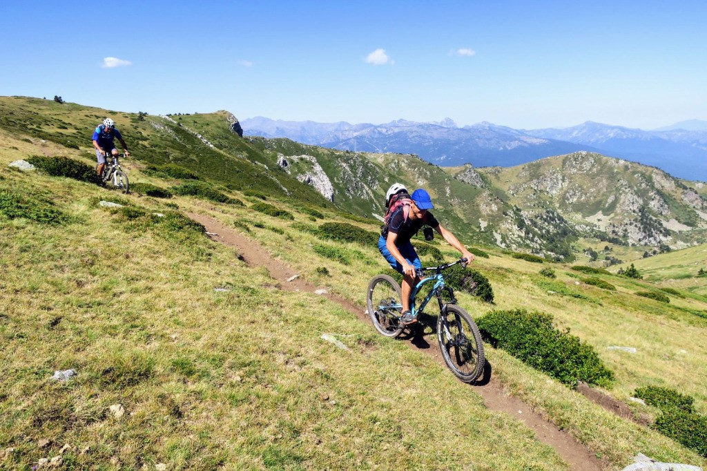 #1 Sentier bien roulant sous le Madres Sentier bien roulant sous le Madres
