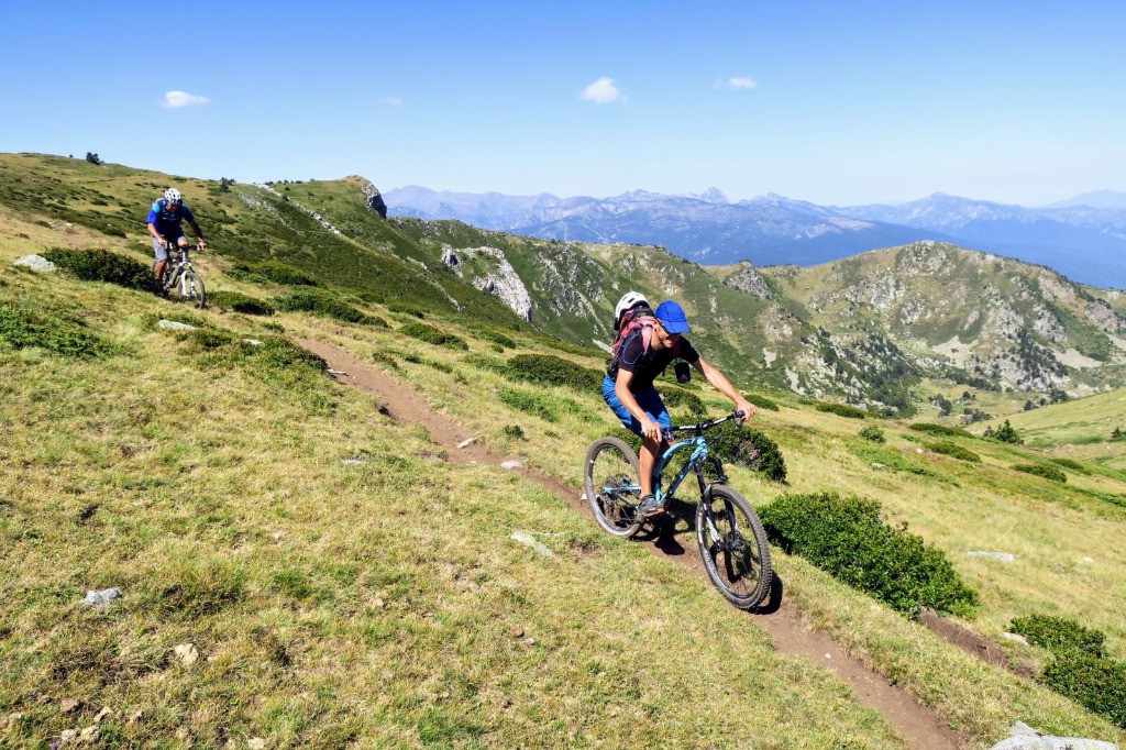 Sentier bien roulant sous le Madres