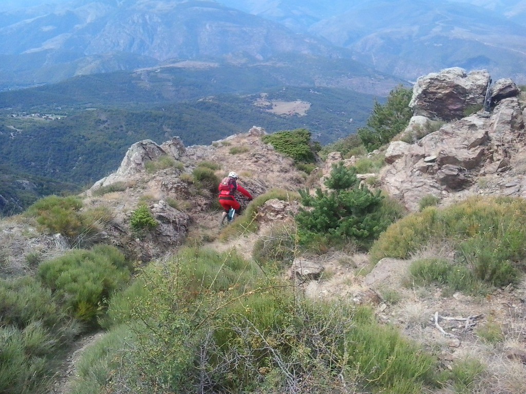 Petit canyon, début du cassant