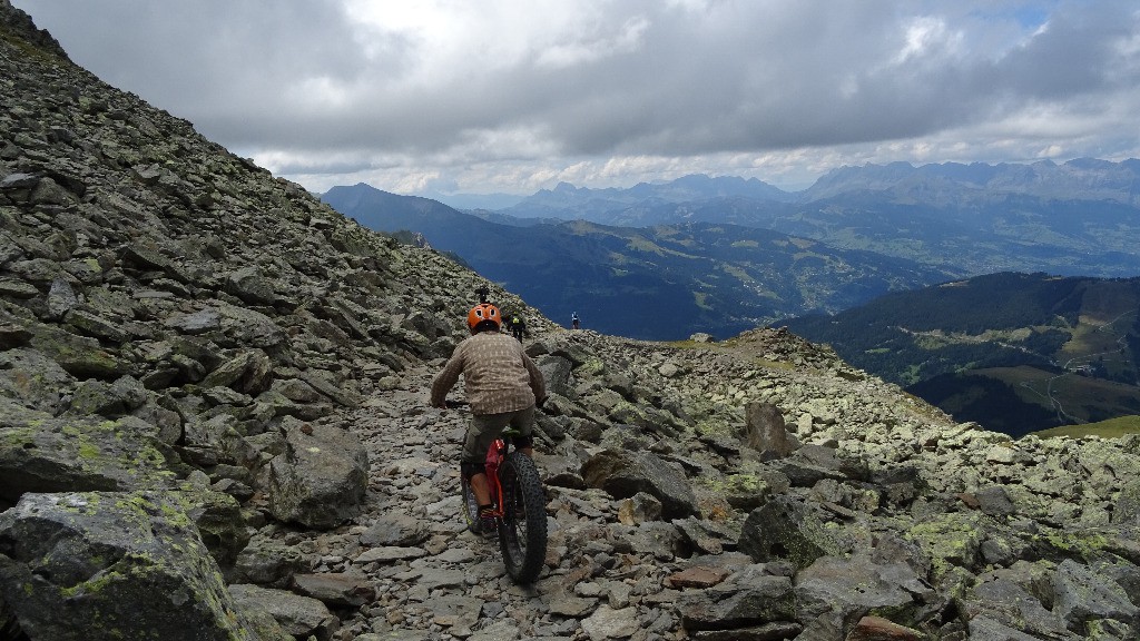 Départ de la descente des Rognes (hors cailloux !)