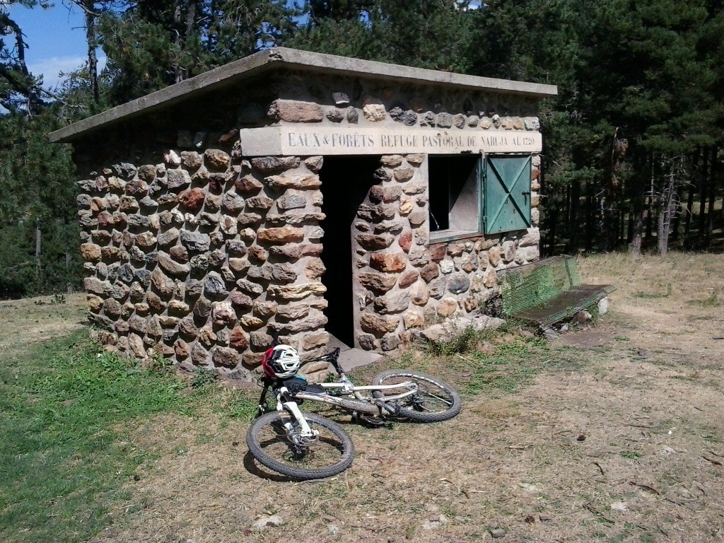 Refuge pastoral de Nahujas