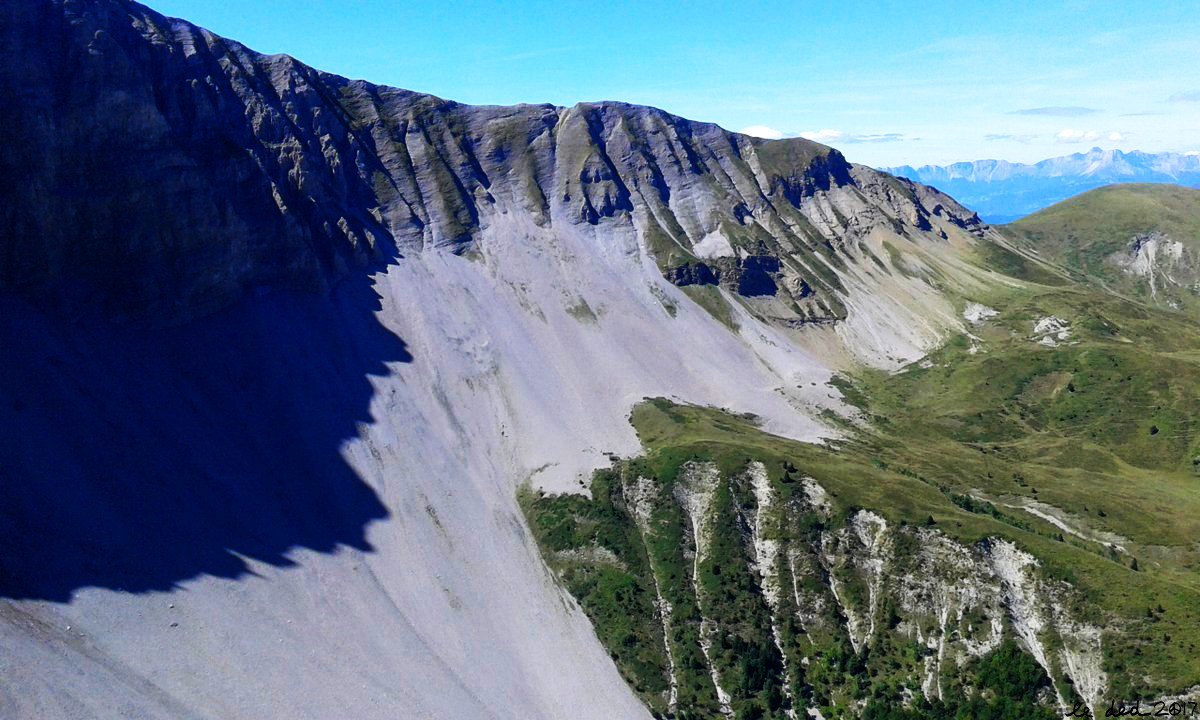 joli pierrier depuis la crête de Laisse