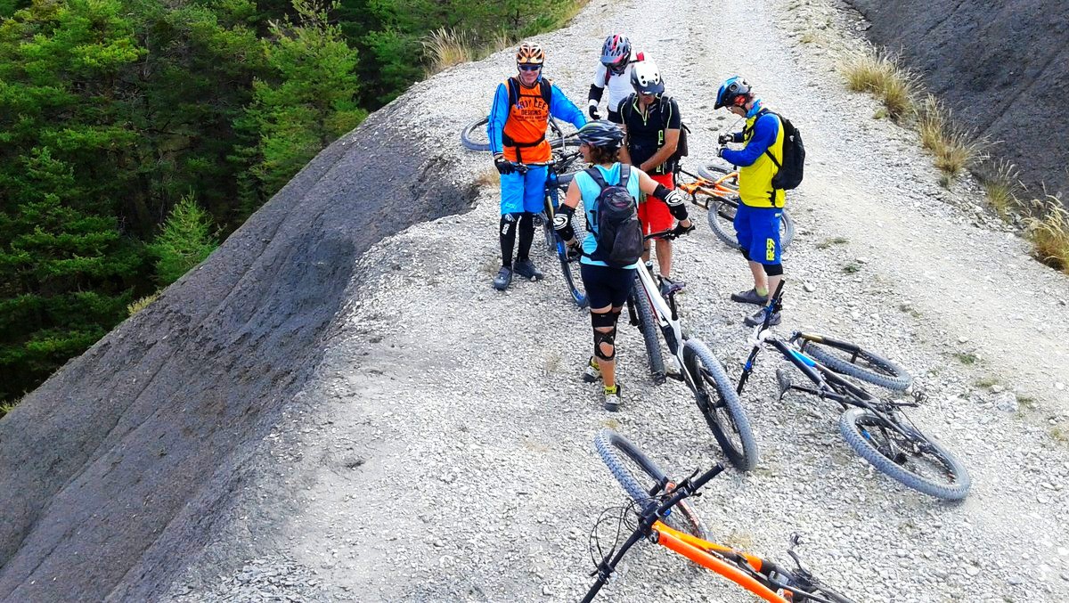 on s'équipe pour rouler la crête