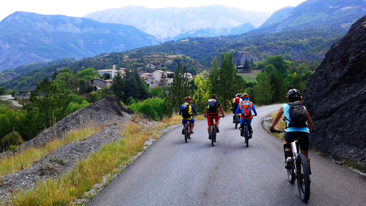 jolie piste au dessus de Draix