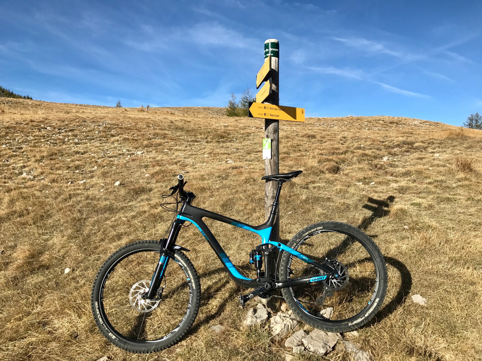 On peut poser le vélo et se recouvrir avec le vent frais