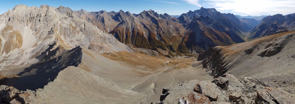 #58 Tête de Girardin, vue sur Mary Chambeyron Tête de Girardin, vue sur Mary Chambeyron