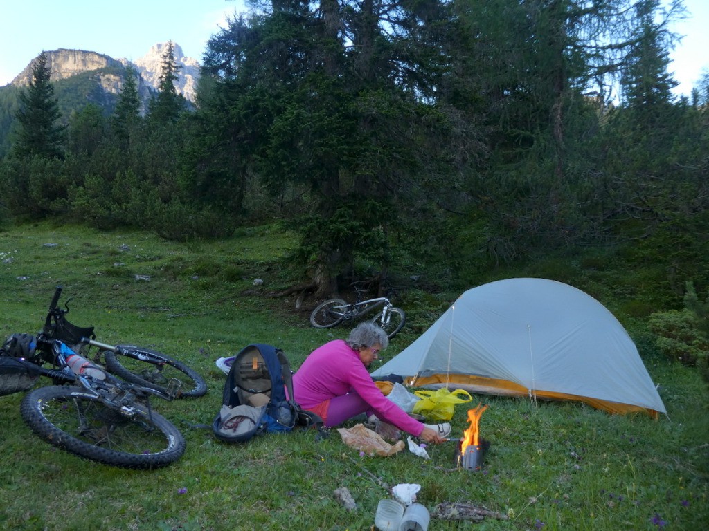 Bivouac au dessus du lac de Misurina, avant de monter aux Trè Cime di Lavarédo.