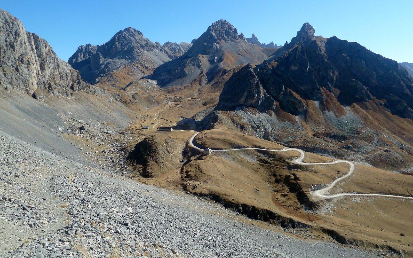 #17 piste du Camp des Rochilles et massif des Cerces piste du Camp des Rochilles et massif des Cerces