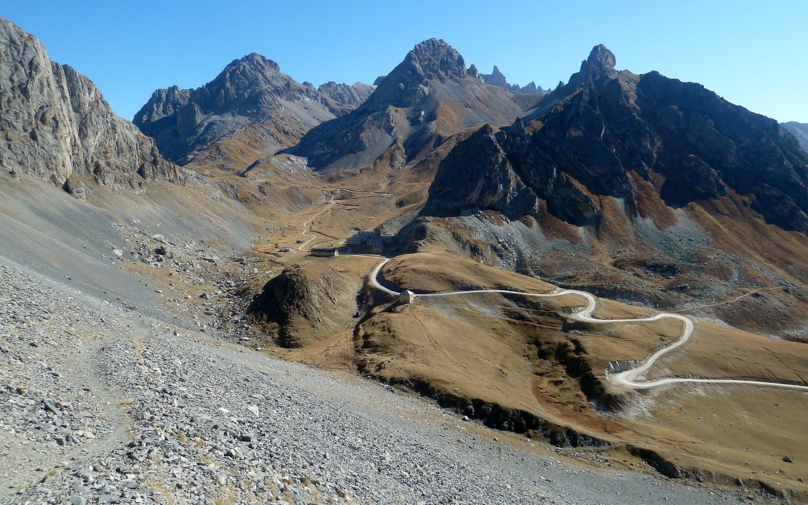 piste du Camp des Rochilles et massif des Cerces