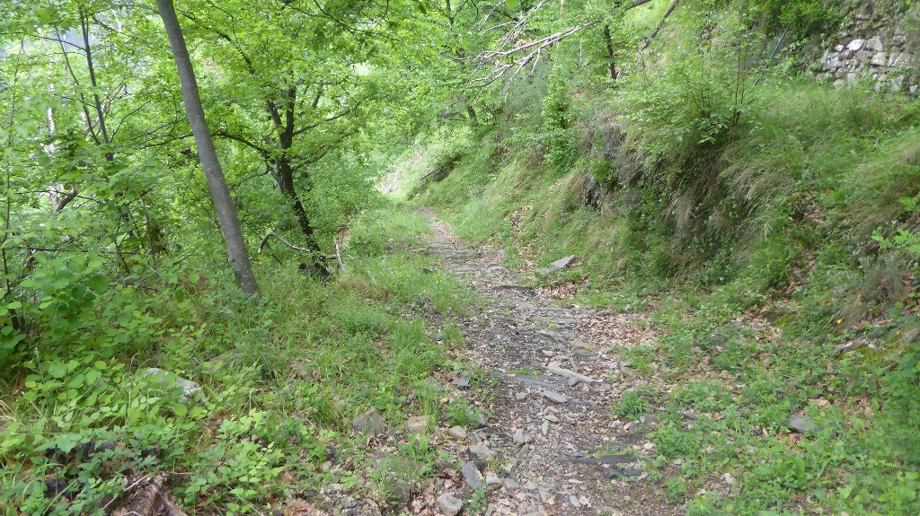 Descente sur Buggio (partie pas trop cassante)