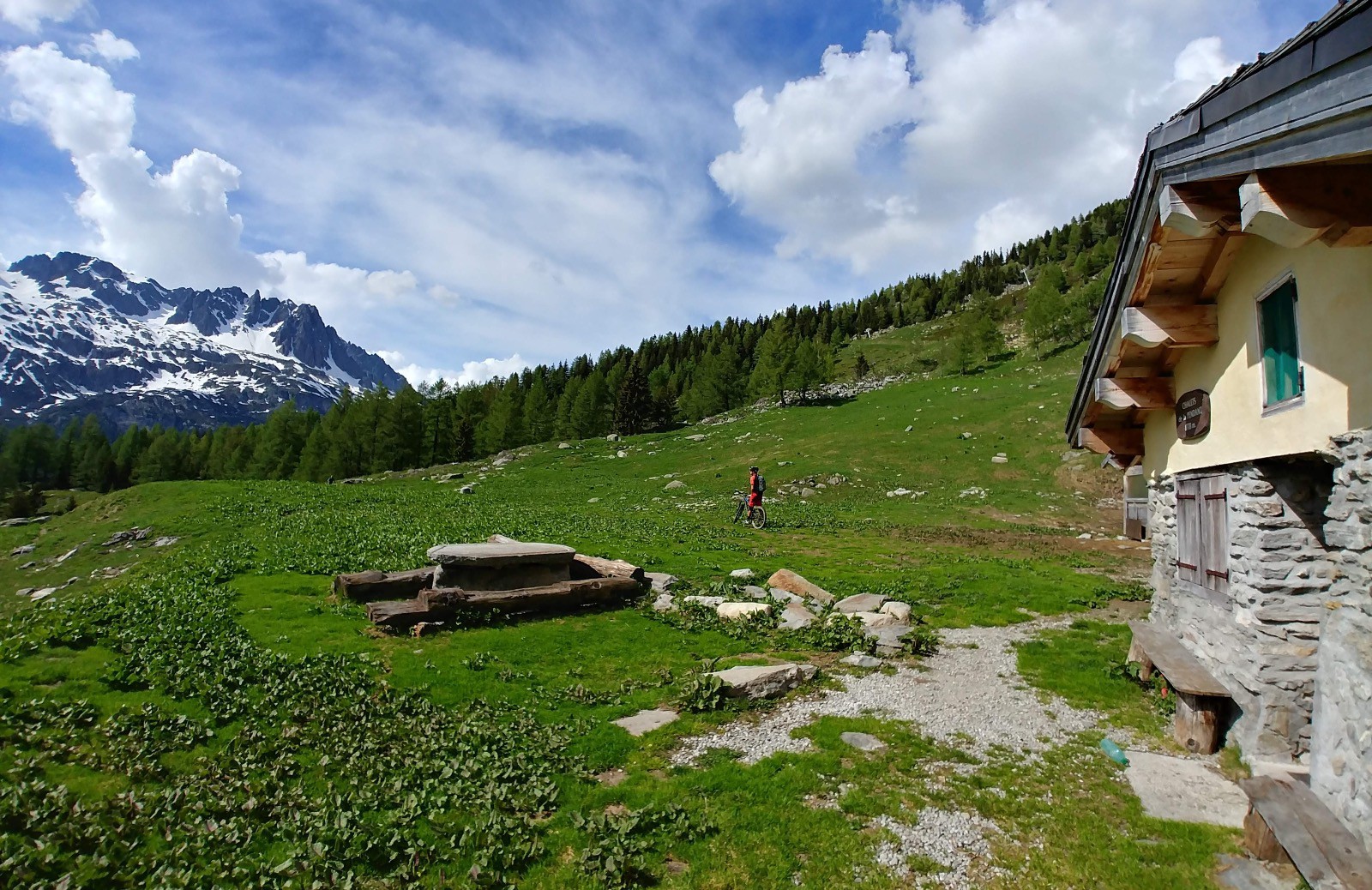 #3 Aux Chalets de la Pendant Aux Chalets de la Pendant