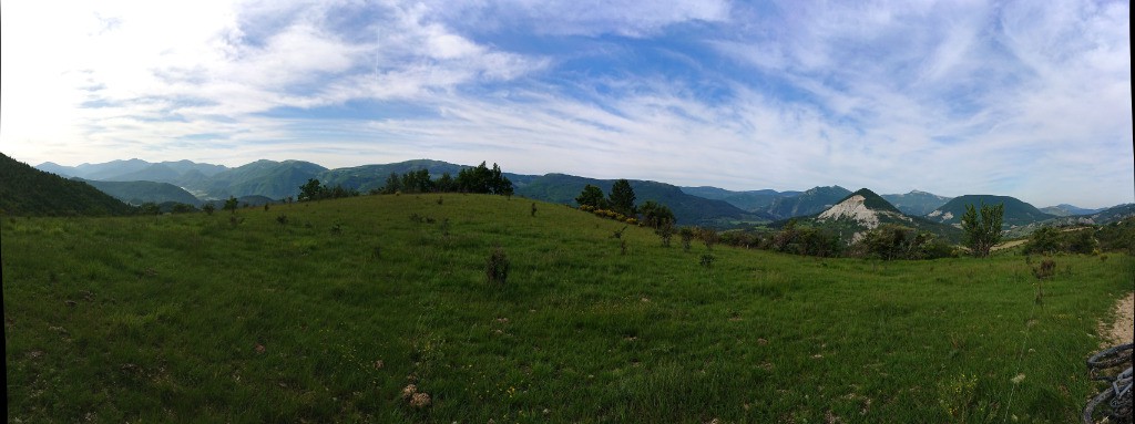 Panorama près d'Eygalayes.