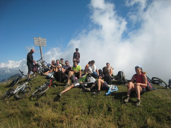 #1 Au sommet : Allez une petite photo de la troupe quand même ;-) Au sommet : Allez une petite photo de la troupe quand même ;-)