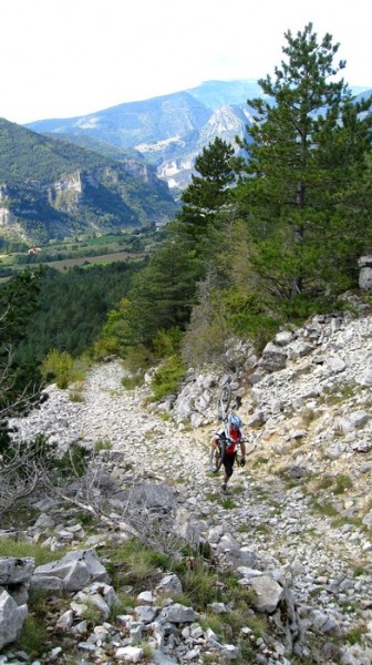 #13 Portage... : Plantage d Portage... : Plantage d'itinéraire = pierrier