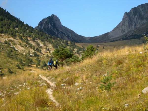 #26 Vers le col de la Péyère : Sous le Jocou et col de Seysse Vers le col de la Péyère : Sous le Jocou et col de Seysse