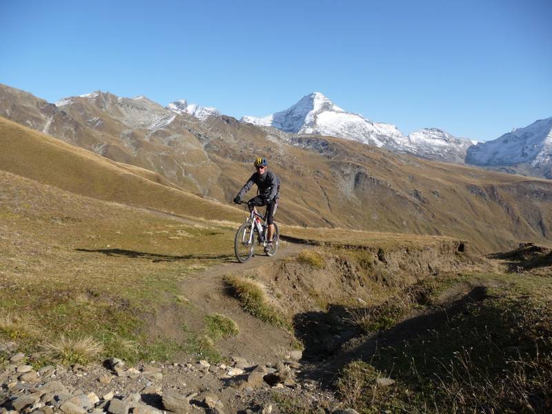 #7 Descente sur Rosswald : Descente sur Rosswald avec Bortelhorn au fond Descente sur Rosswald : Descente sur Rosswald avec Bortelhorn au fond