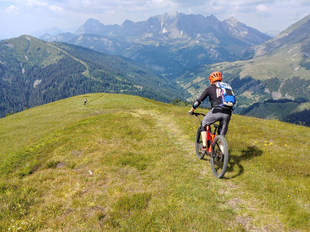 #12 Tête de ramadieu : descente sur le plan de la Giettaz Tête de ramadieu : descente sur le plan de la Giettaz