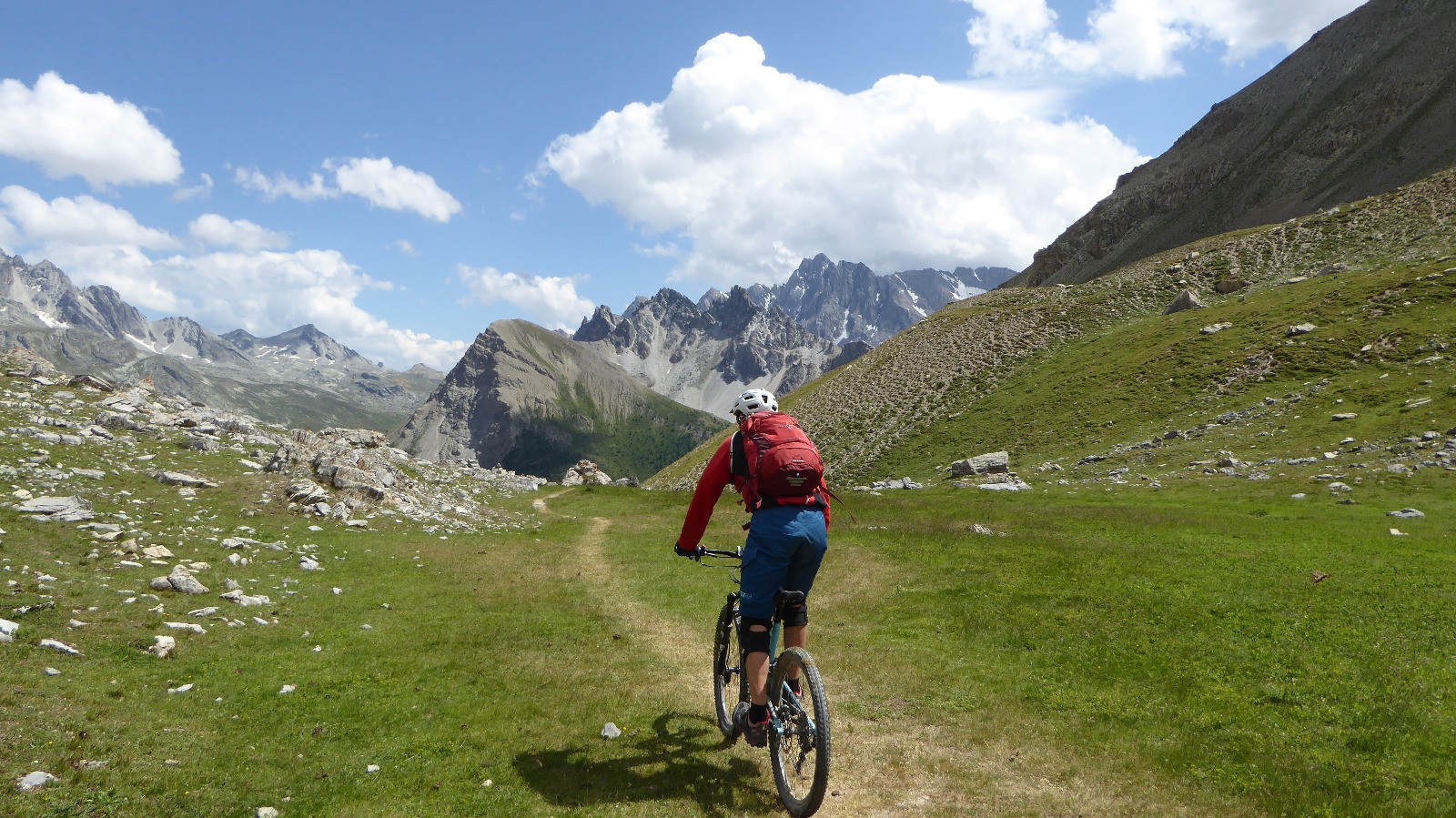 Dans le vallon Girardin 