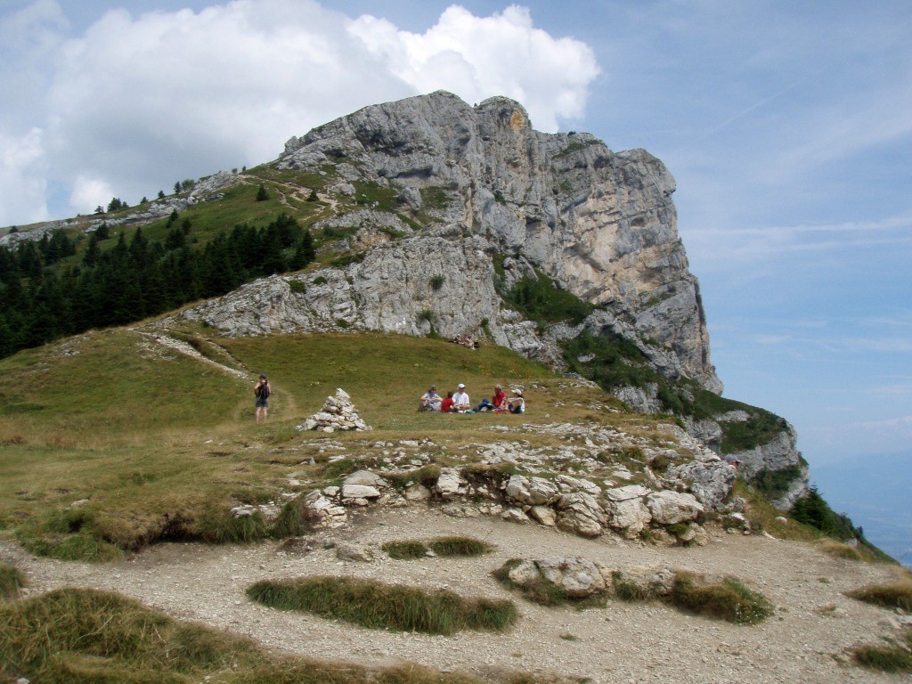 #7 Pic St Michel depuis le Col de l Pic St Michel depuis le Col de l'Arc: mais que de monde !