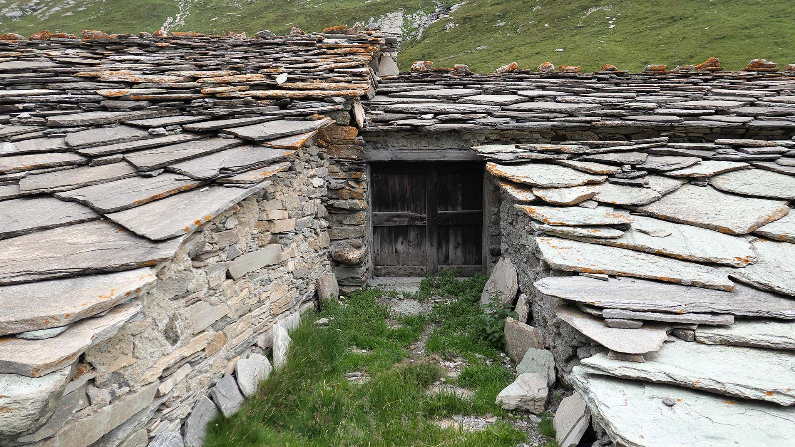 Lauzes dans le Val Varaita di Rui