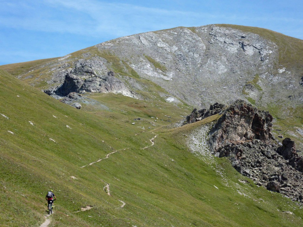 Courte remontée au Col de Longet