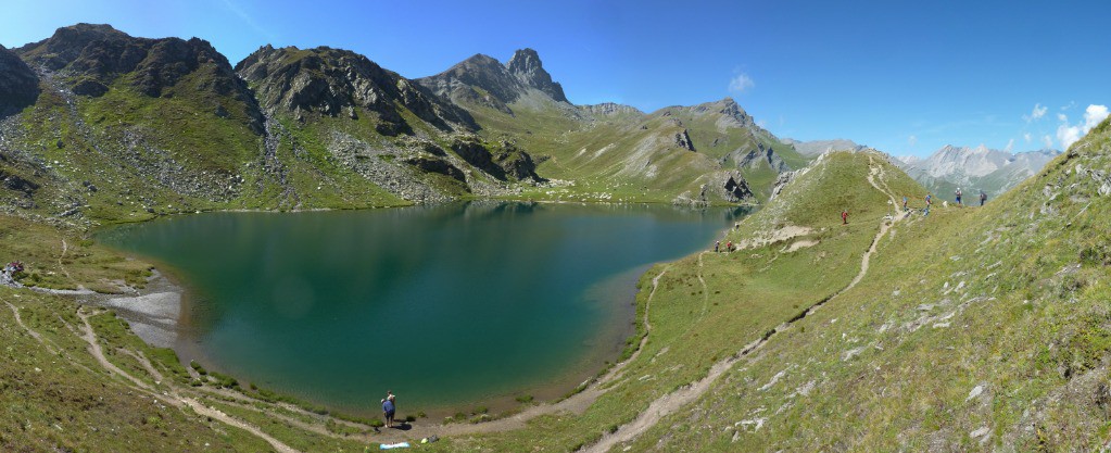 1ère récompense : le lac Bleu avec en arriere plan la tête des Toillies