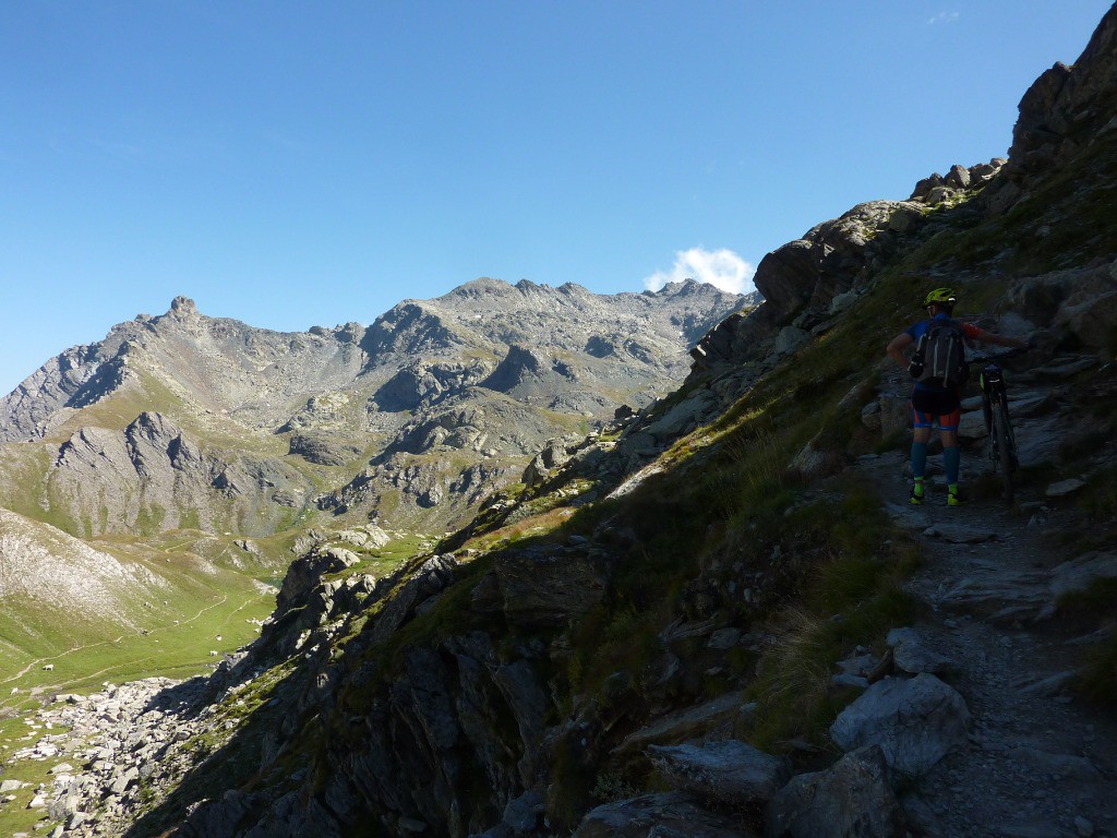 Un des derniers poussages entre Lac Bleu et Lac Longet