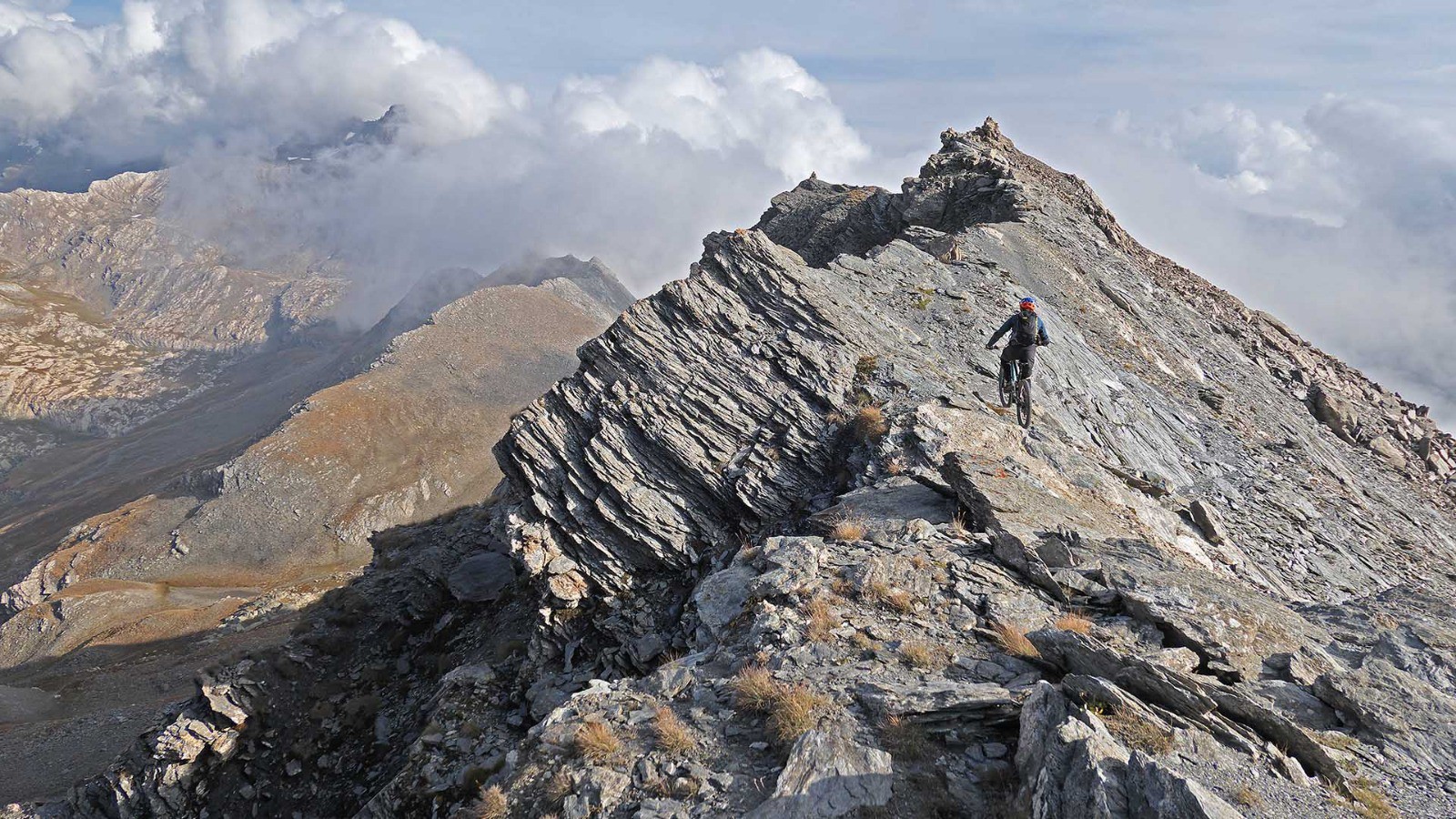 Sur les crêtes S du Foréant