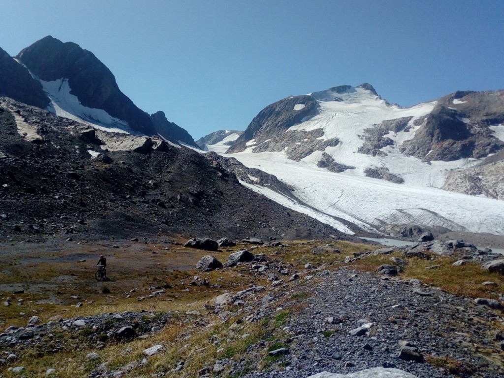 #11 Cirque de l Cirque de l'Etendard