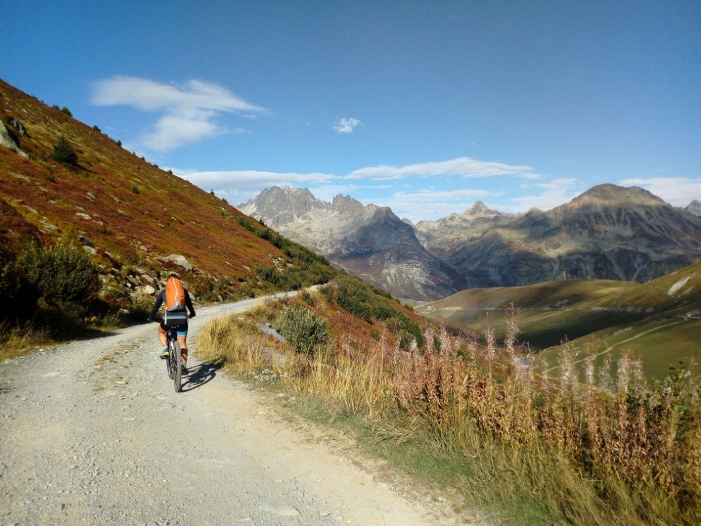 Au départ du Col de la Croix de Fer