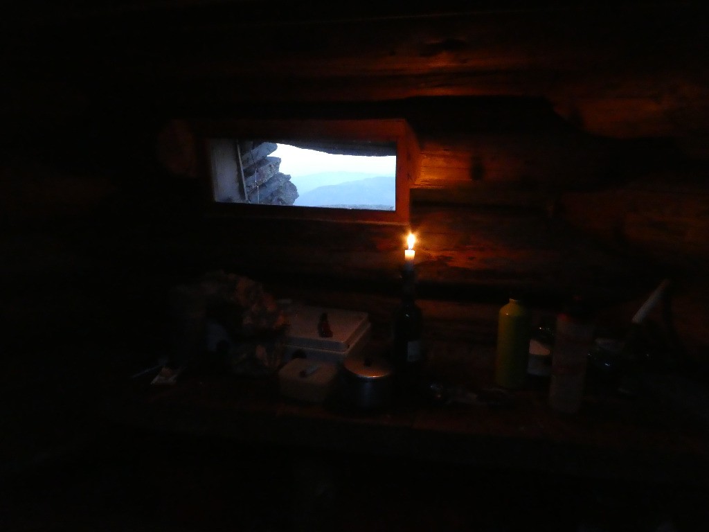 #28 cabane du Port d cabane du Port d'Urets