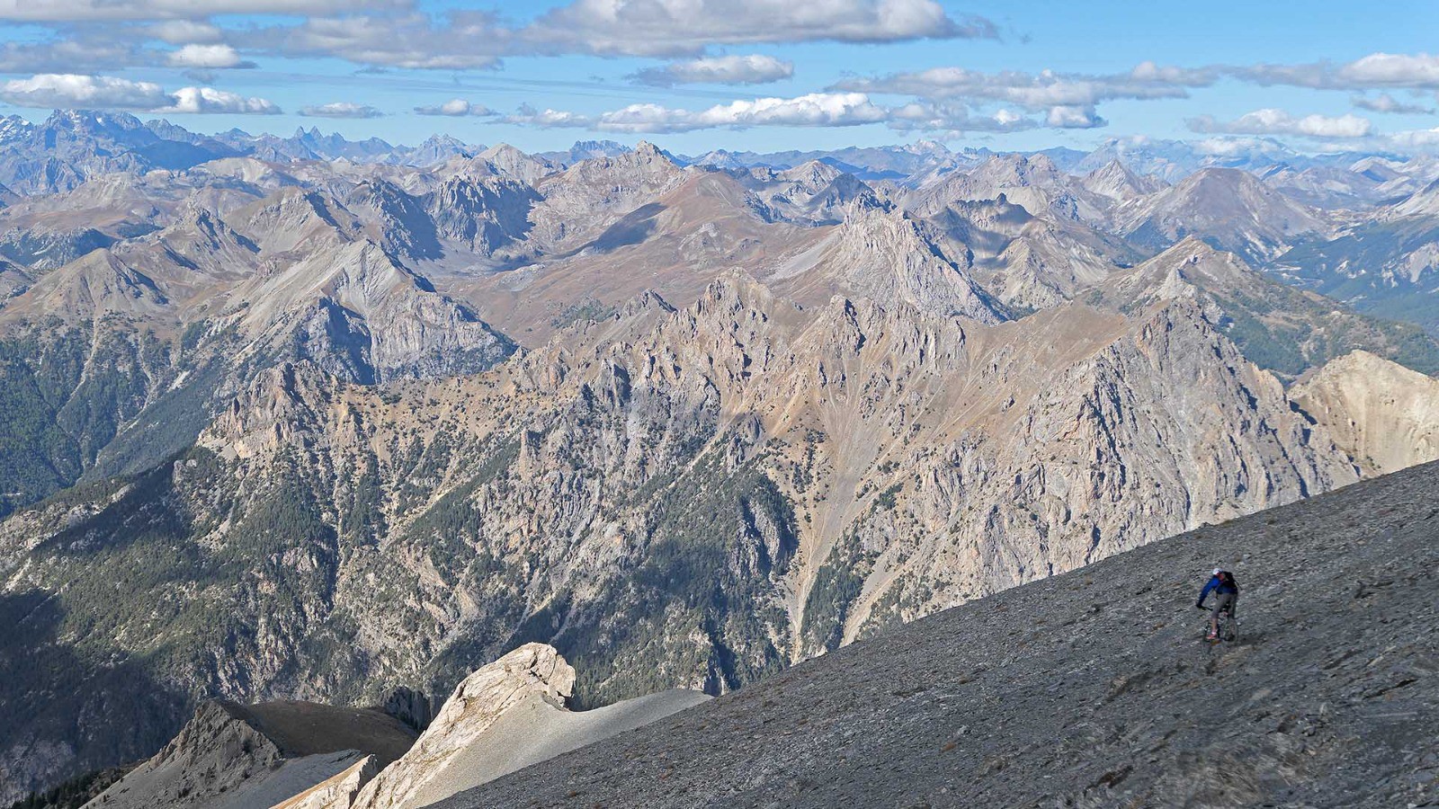 Sous la Crête de la Saume