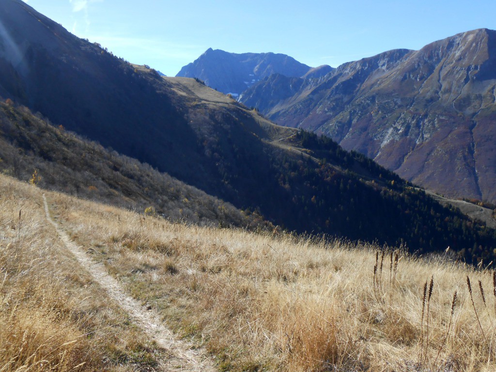 Dans la montée au Col de Corbière