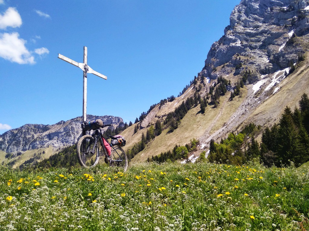 sommet du col  des nantets